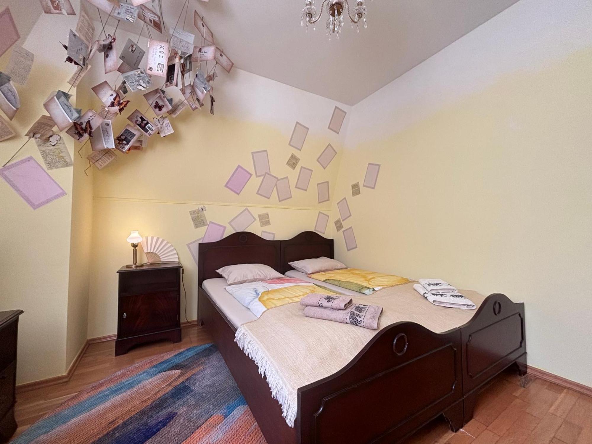 Poet'S Theme Room, Free Parking Karlovy Vary Exterior foto