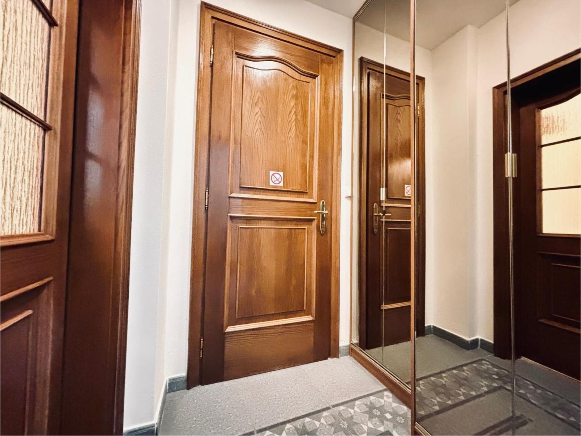 Poet'S Theme Room, Free Parking Karlovy Vary Exterior foto
